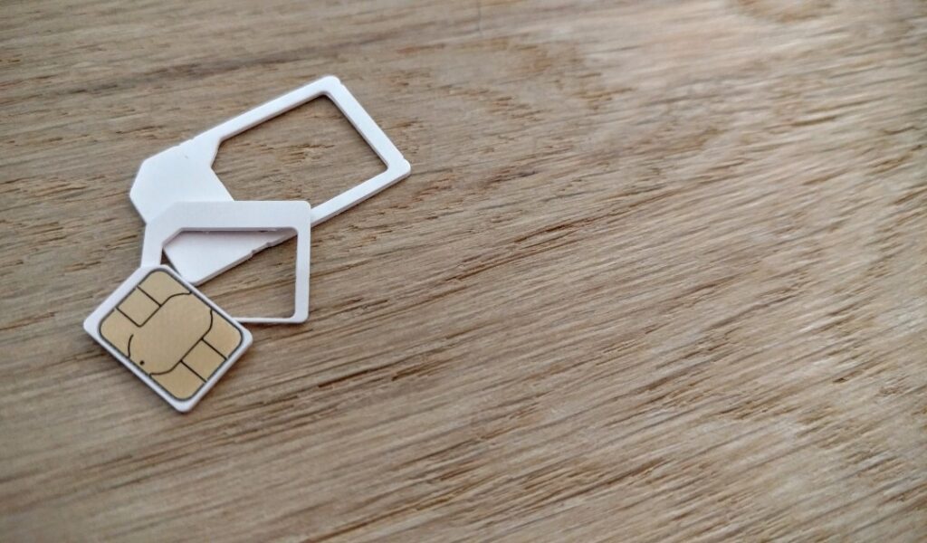 Oppo Find X3 Pro SIM card