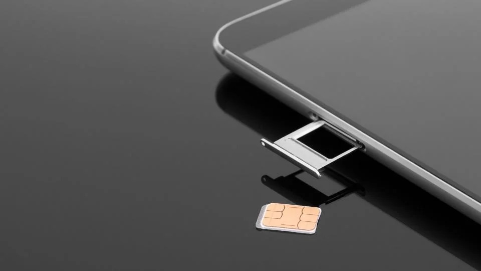 Xiaomi Mi 8 Pro Review of the SIM Card