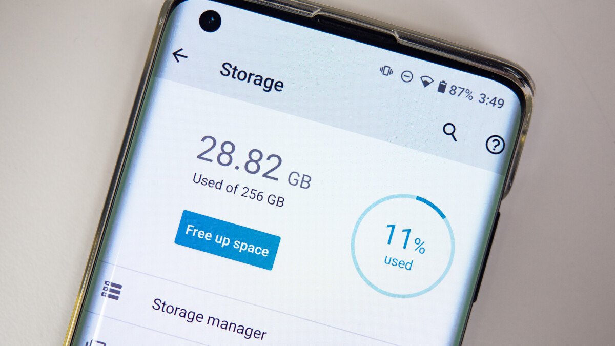 Samsung Z4 Review - Storage and Capacity